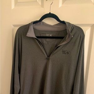 Men’s Activewear Long Sleeve Shirt